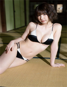 《立花里子合集-啪啪东北老熟女45分钟》